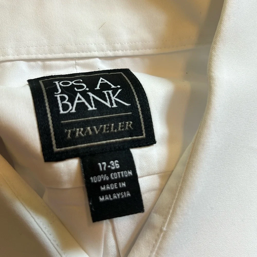 Men's Jos A Banks Travelers White Dress Shirt size 17-36 cotton